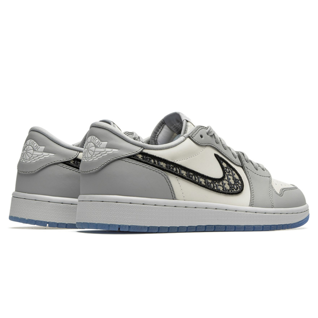 Shoes N