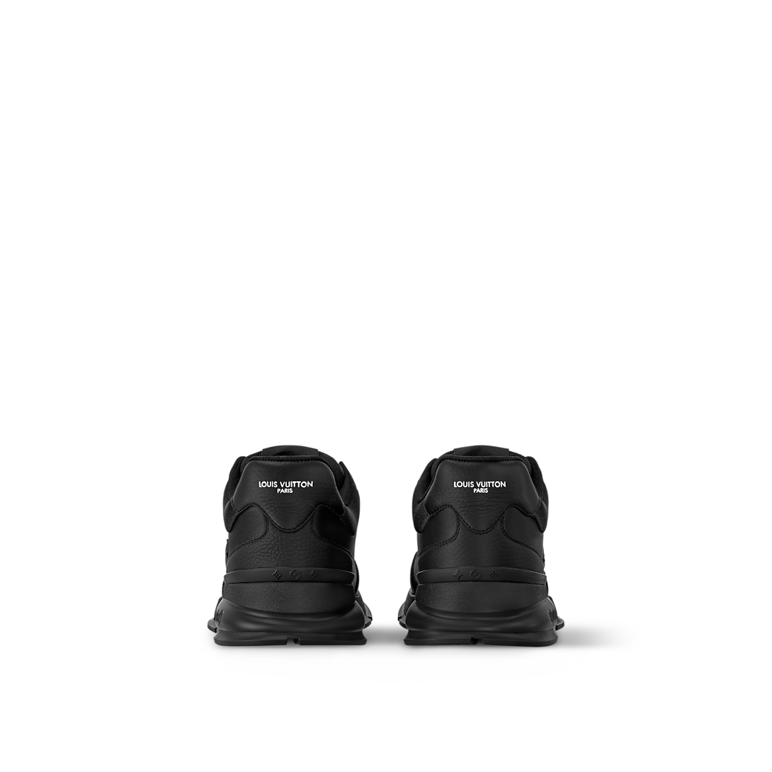 L Sneakers