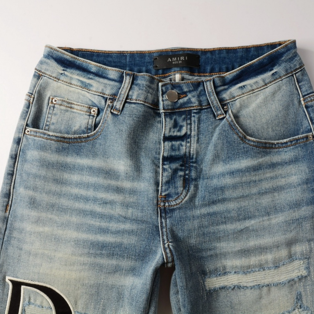 Staggered Blue Jeans