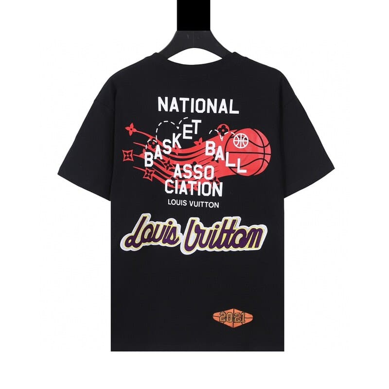 L t-shirt
