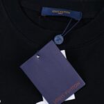 L t-shirt