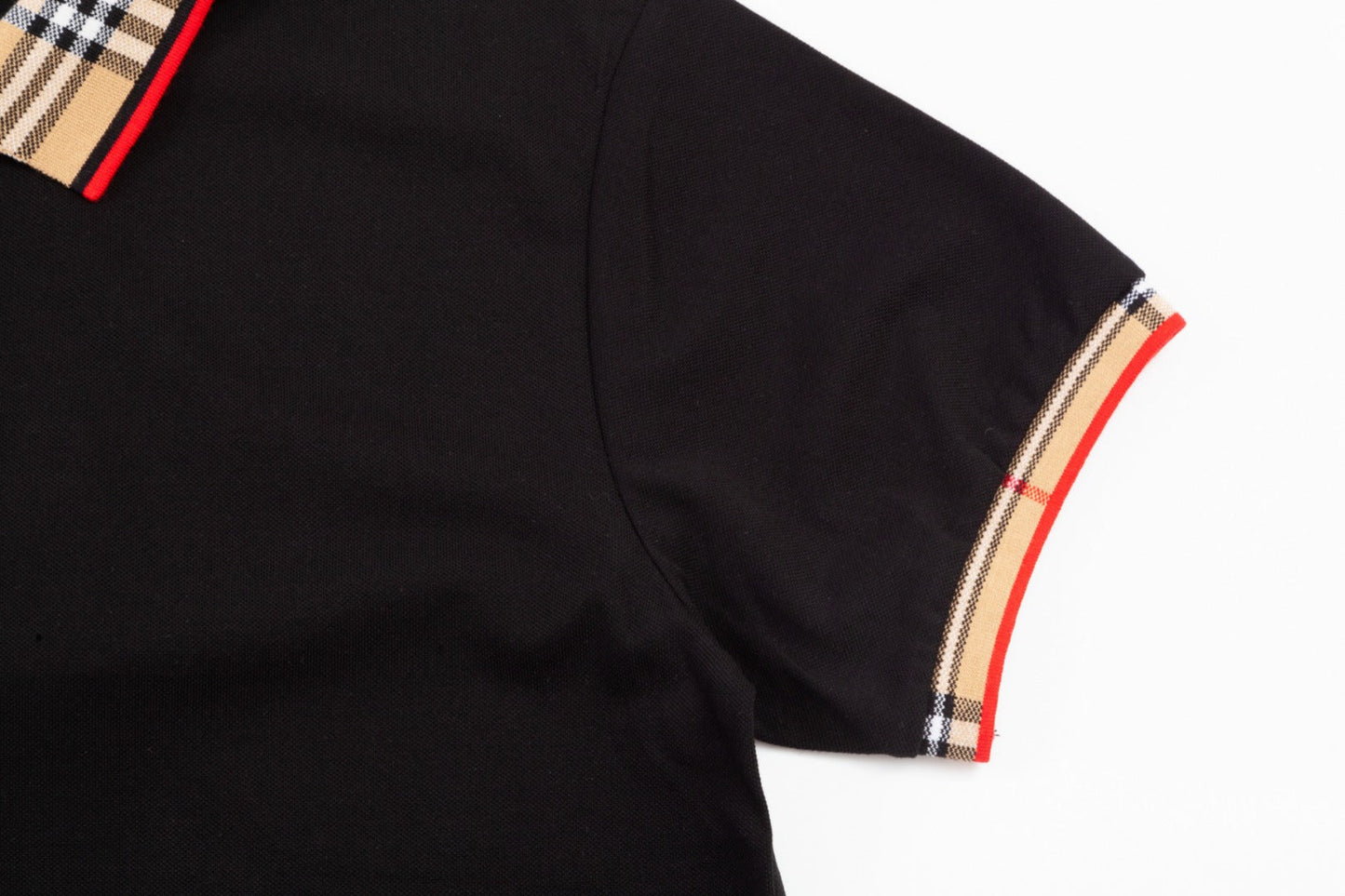 B t-shirt