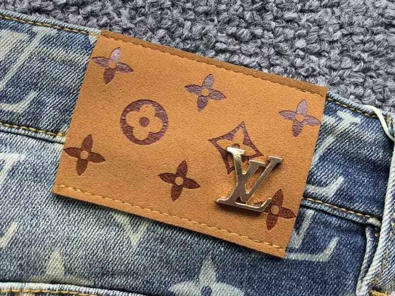 M denim shorts