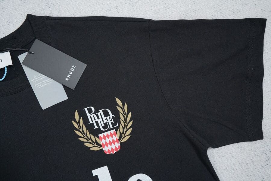 R T-shirt