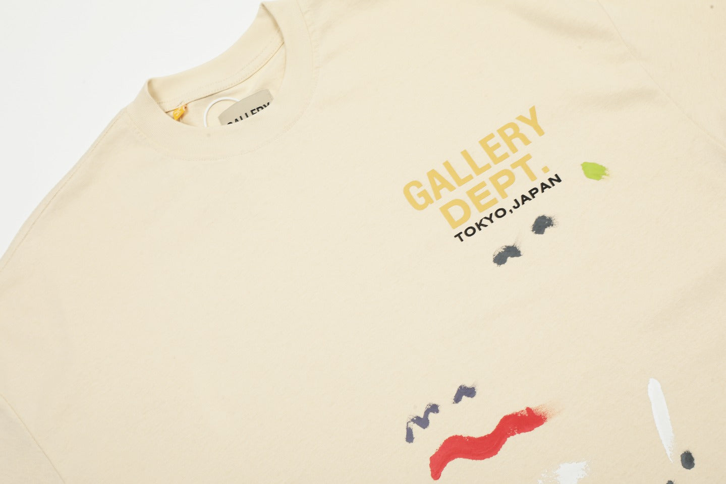 G t-shirt