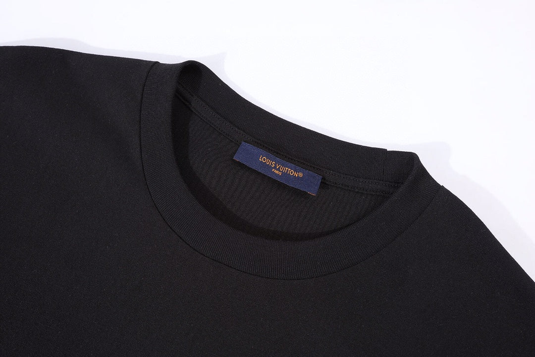 L t-shirt