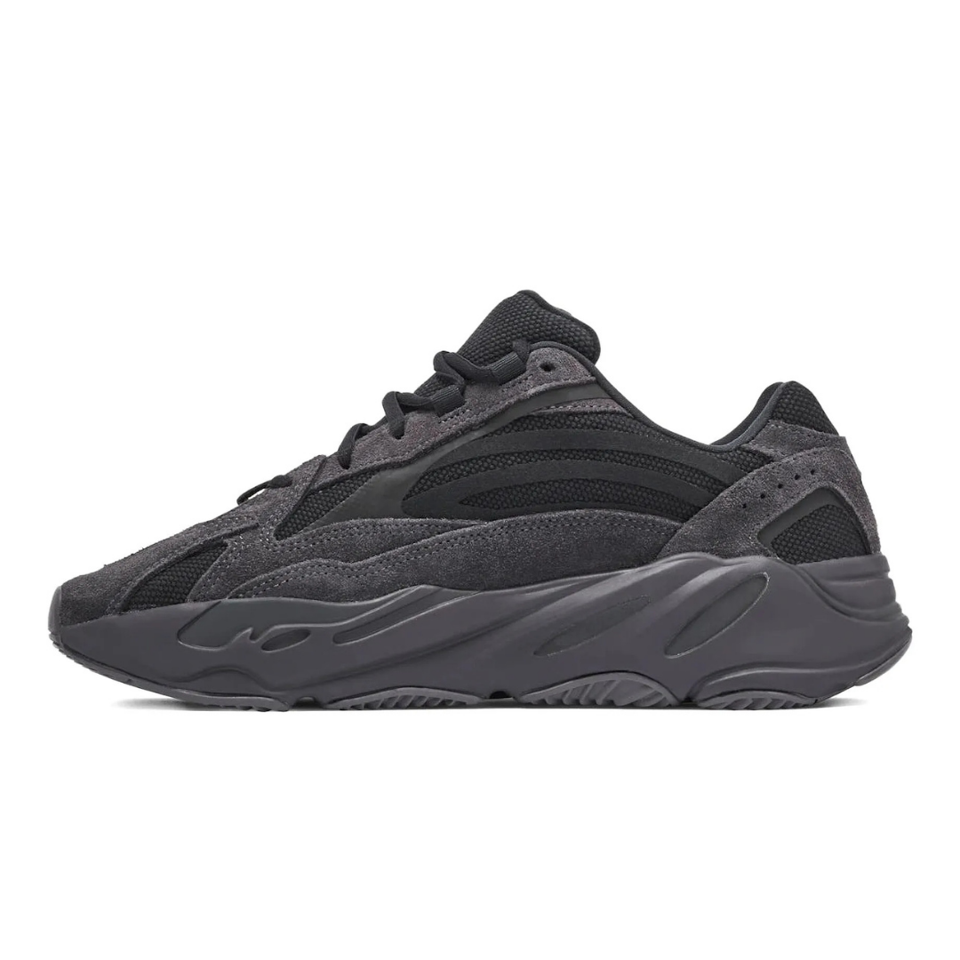 Shoes 700 V2 "Vanta"