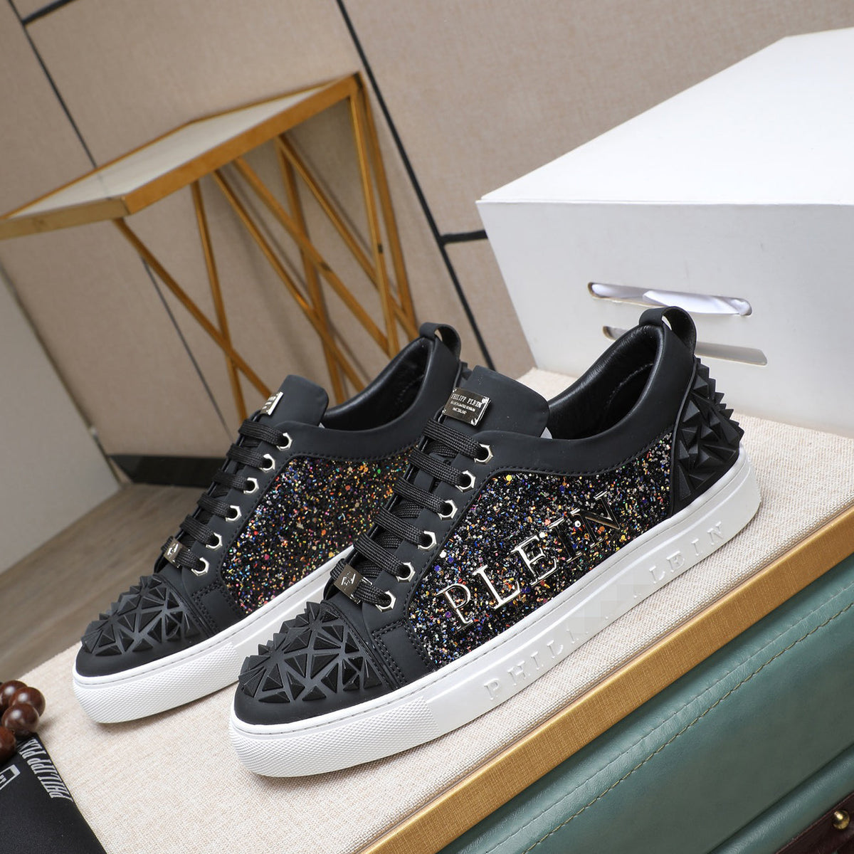 Sneakers