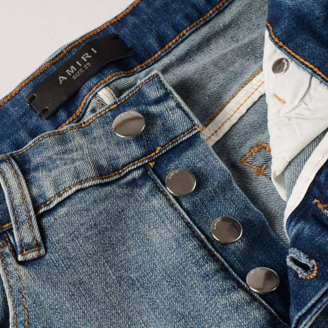 Staggered Blue Jeans