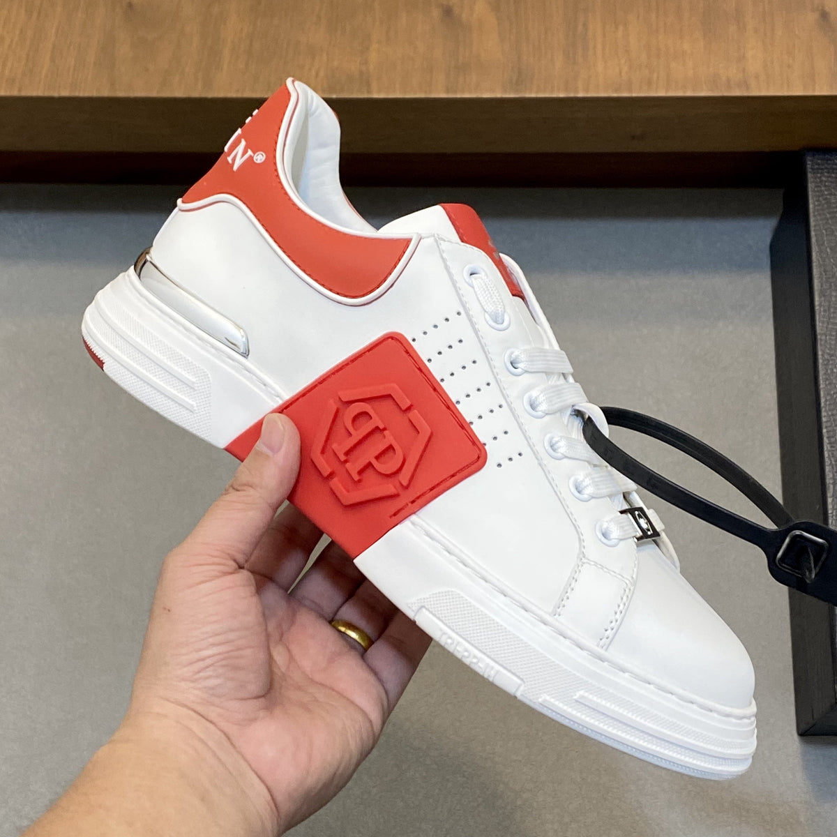 Sneakers