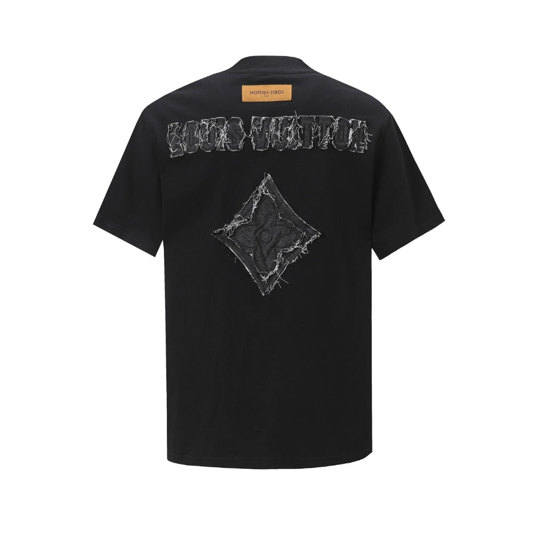 L t-shirt
