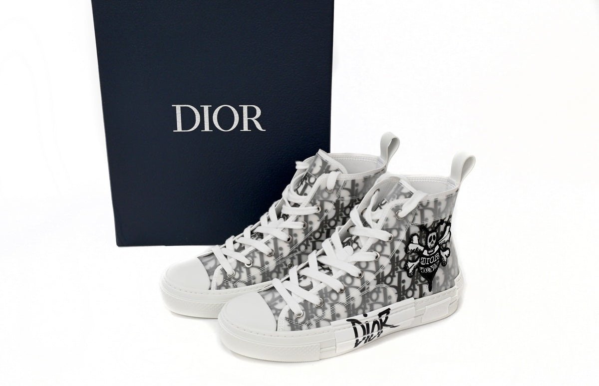 D Sneakaers stylish