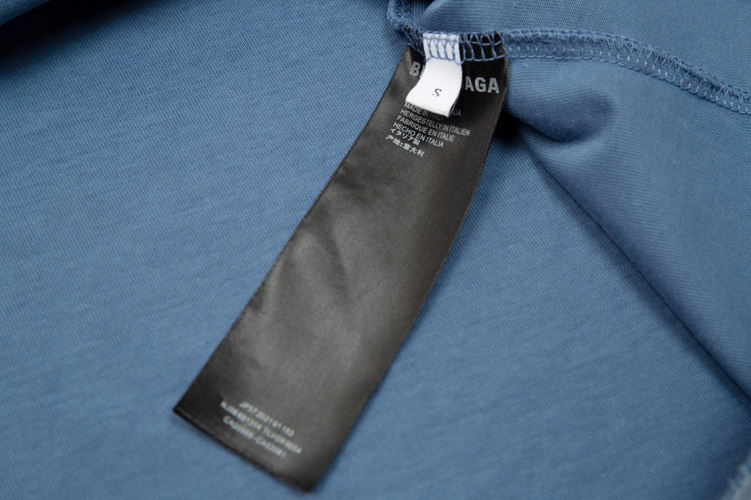 B t-shirt