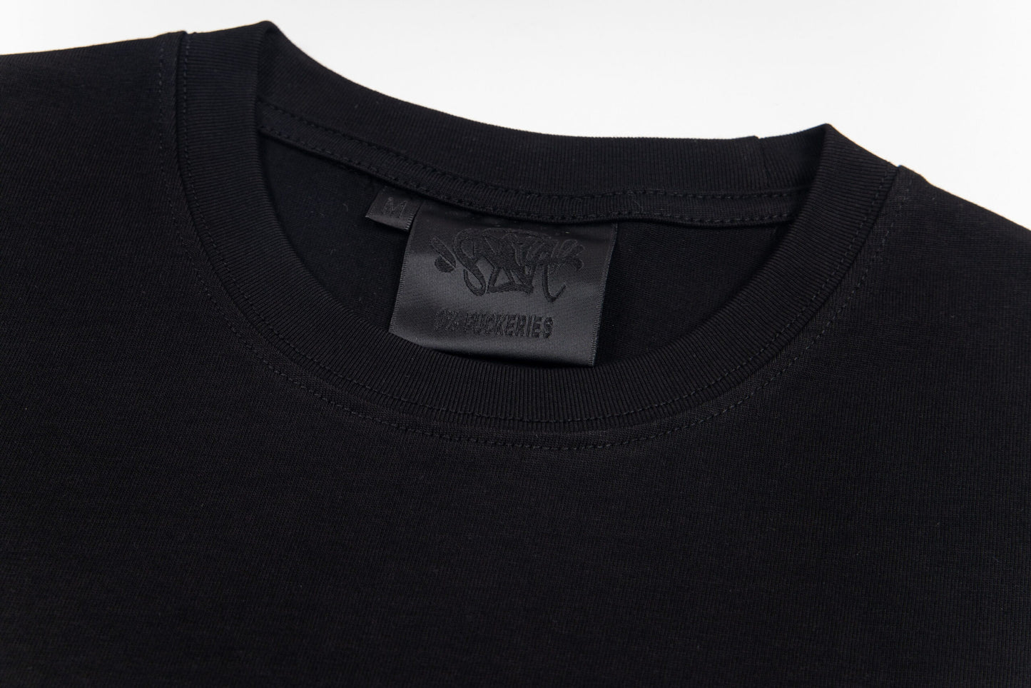 S t-shirt