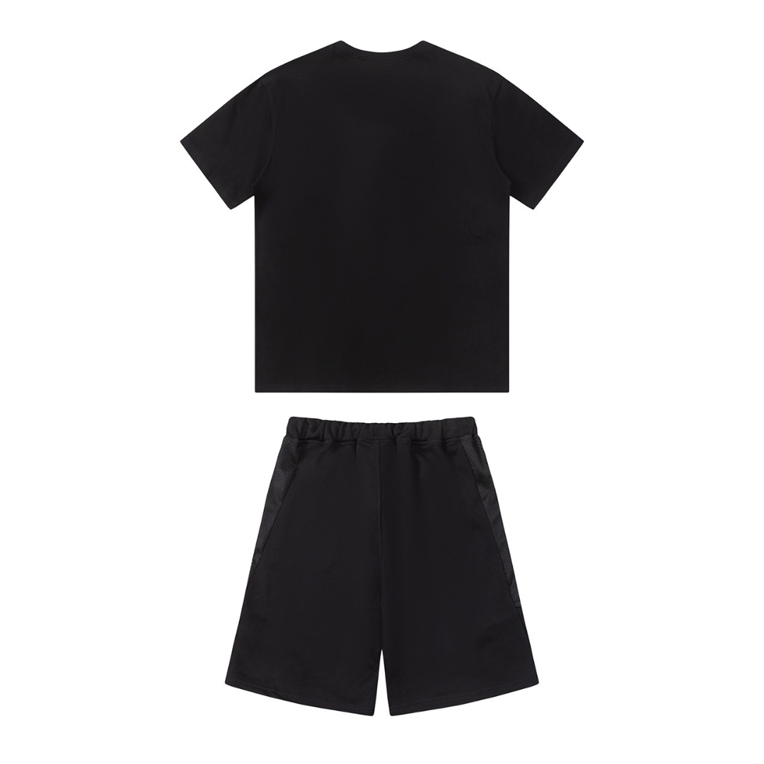 T short set
