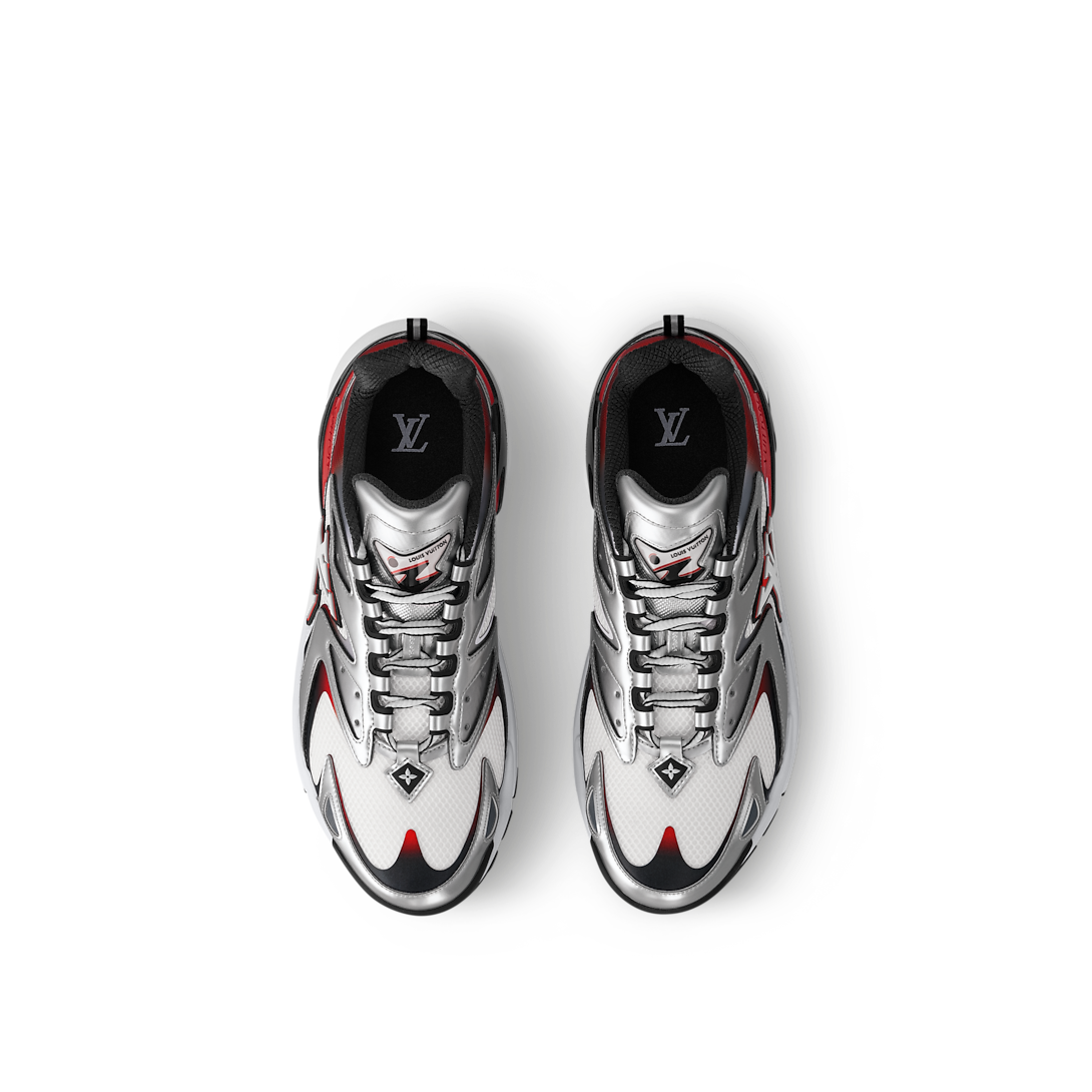 L Sneakers