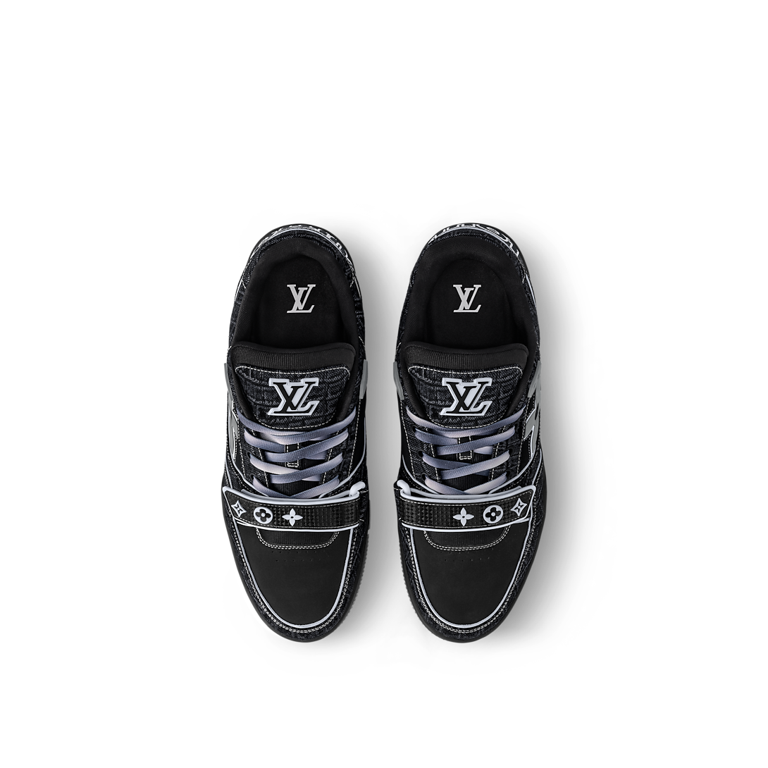 L Sneakers