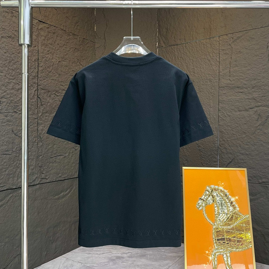 L t-shirt
