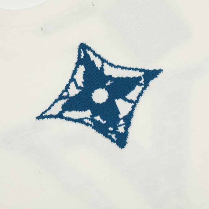 L t-shirt