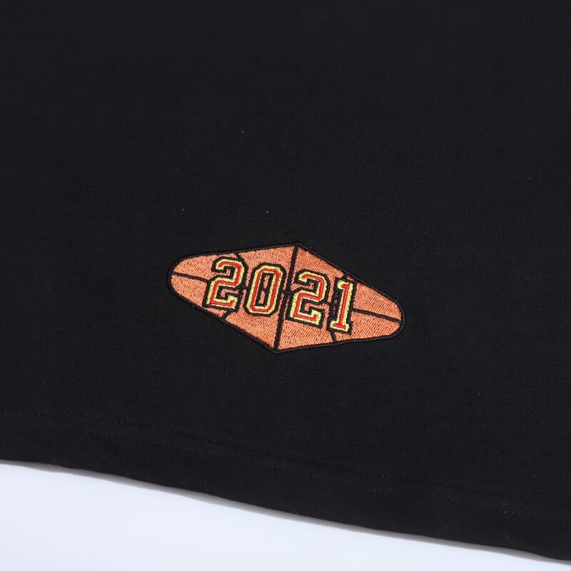 L t-shirt