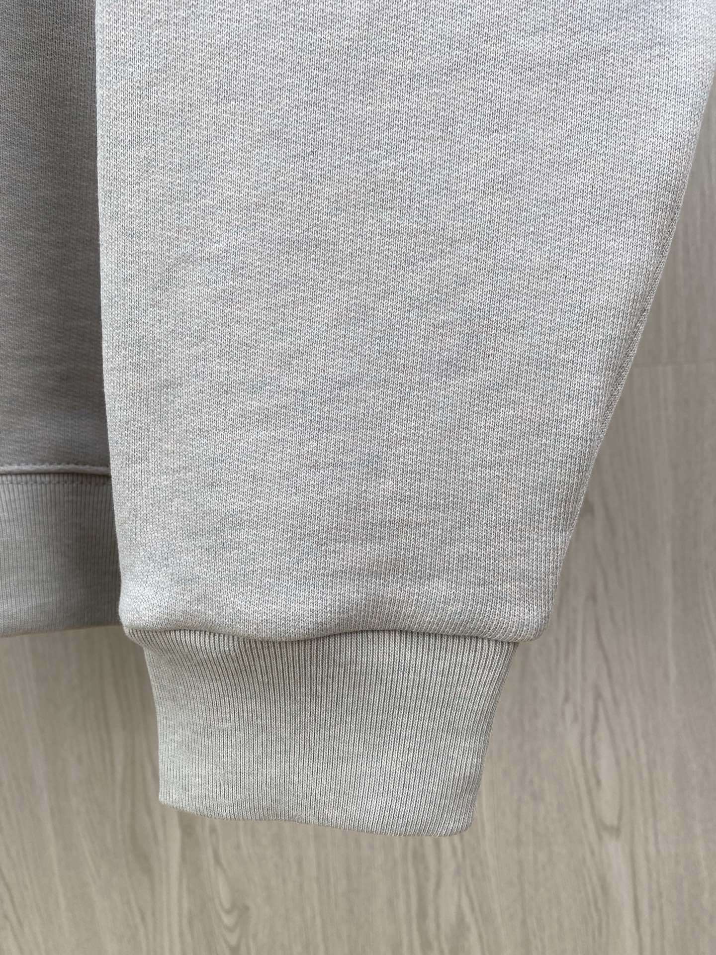 P hoodie