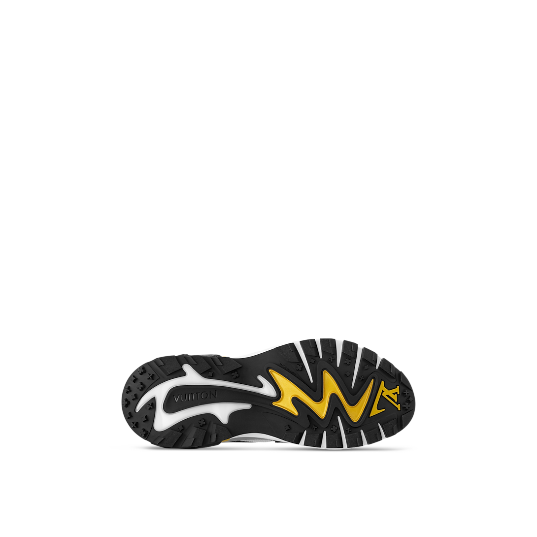 L Sneakers