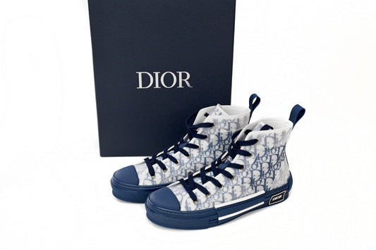 D Sneakaers stylish
