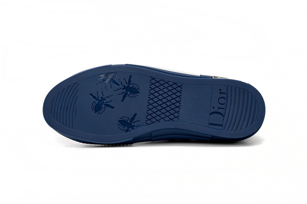 D Sneakaers stylish