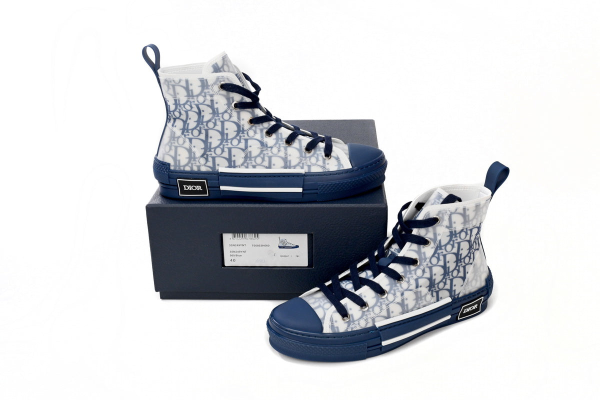 D Sneakaers stylish