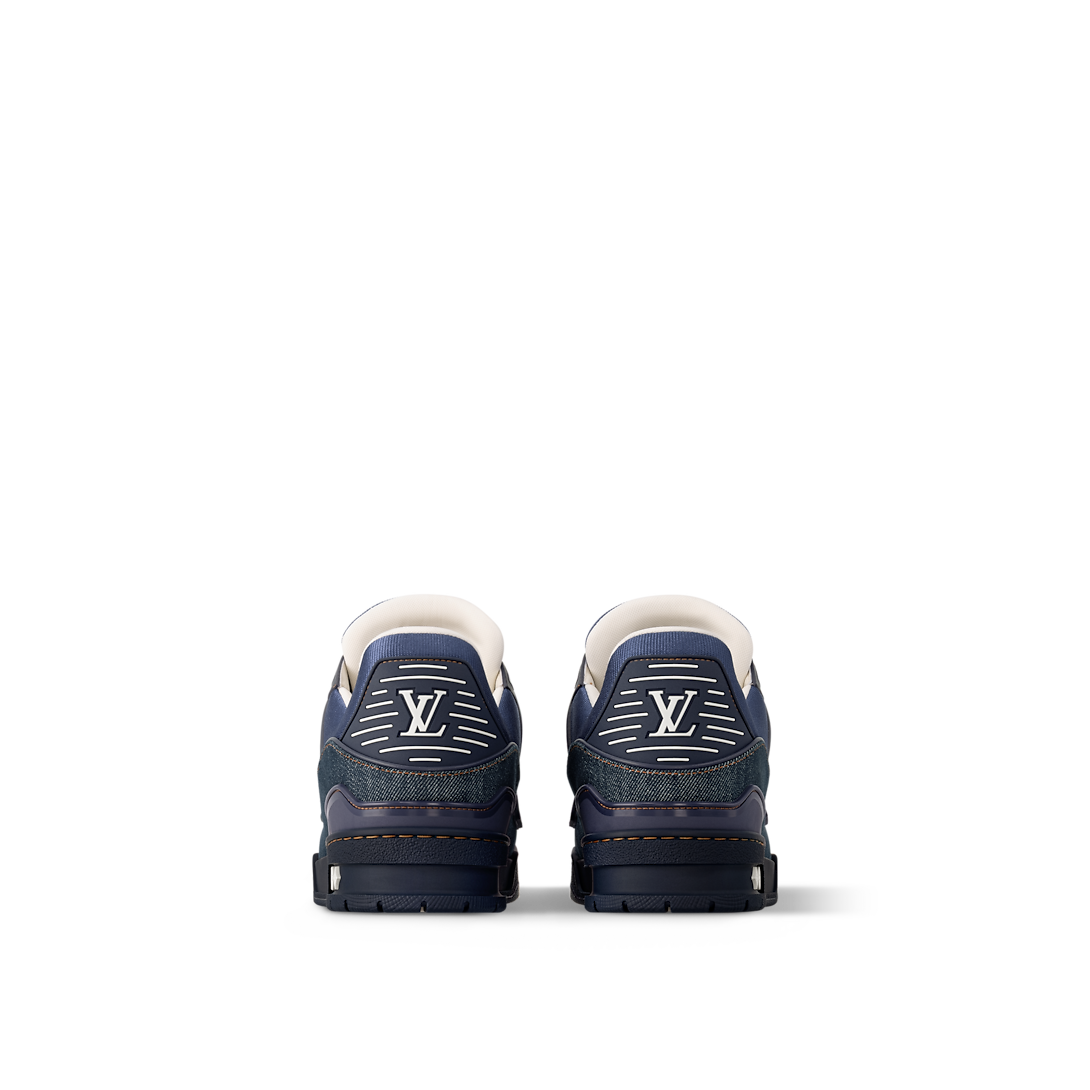 L Sneakers