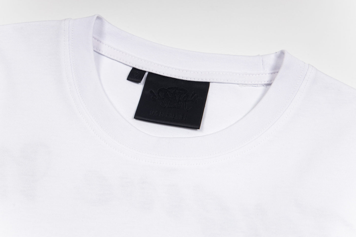S t-shirt