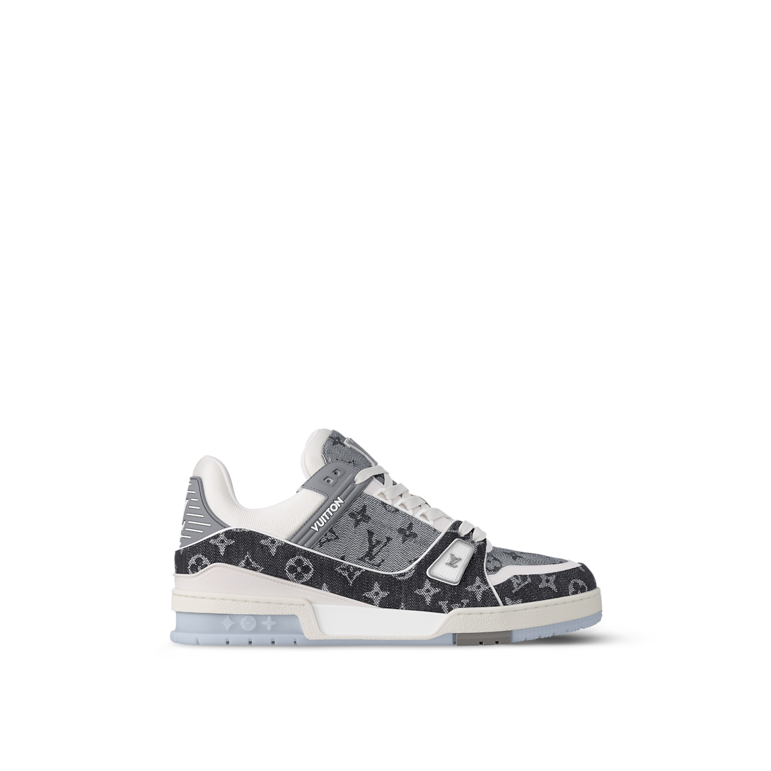 L Sneakers