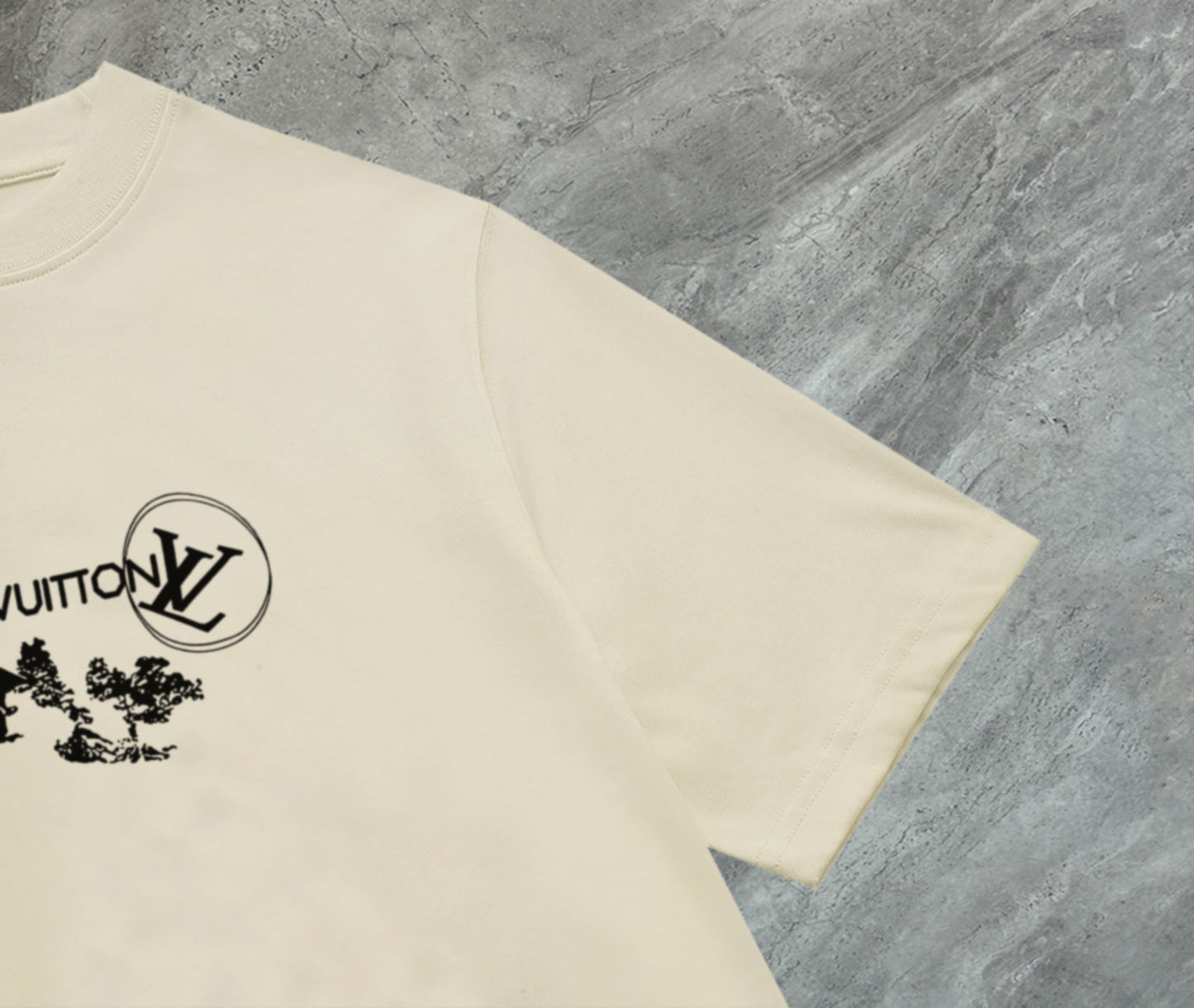 L t-shirt