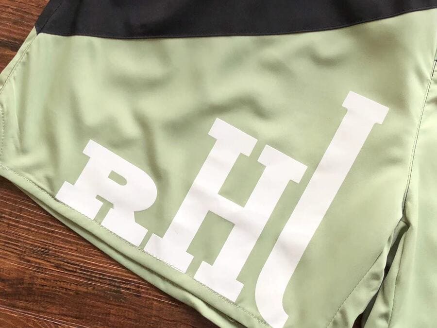 R Shorts