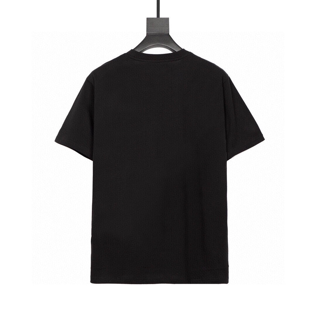 B t-shirt