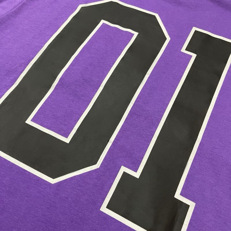 B T-shirt