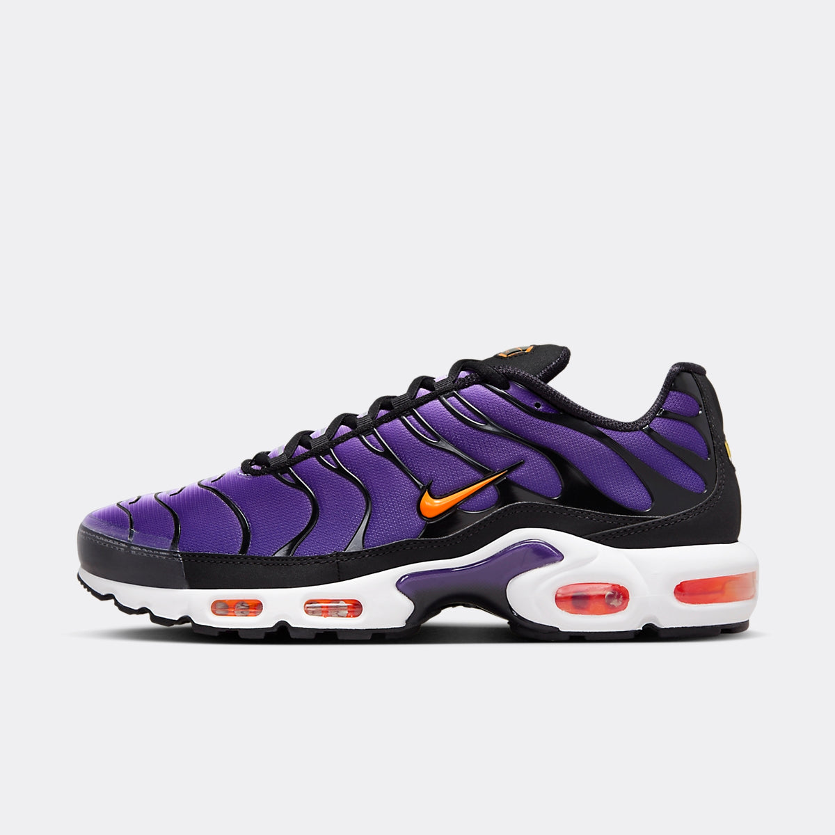 N Sneakers