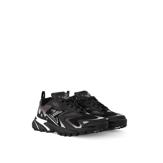 L Sneakers
