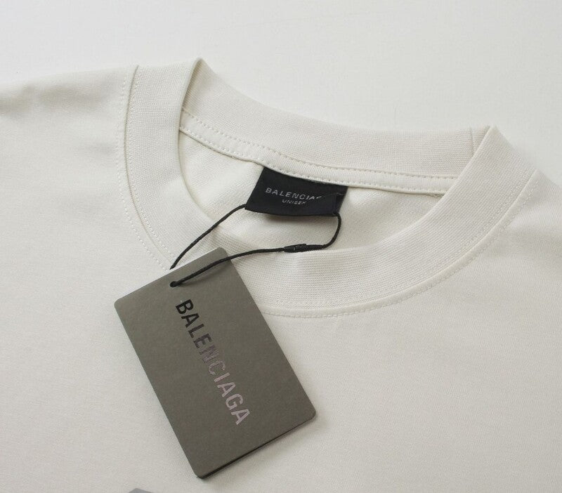 B T-shirt
