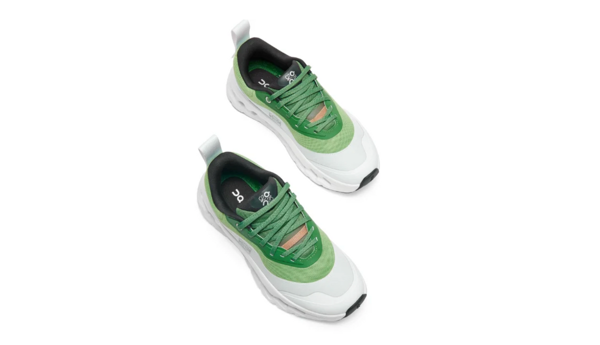 OC Sneakers