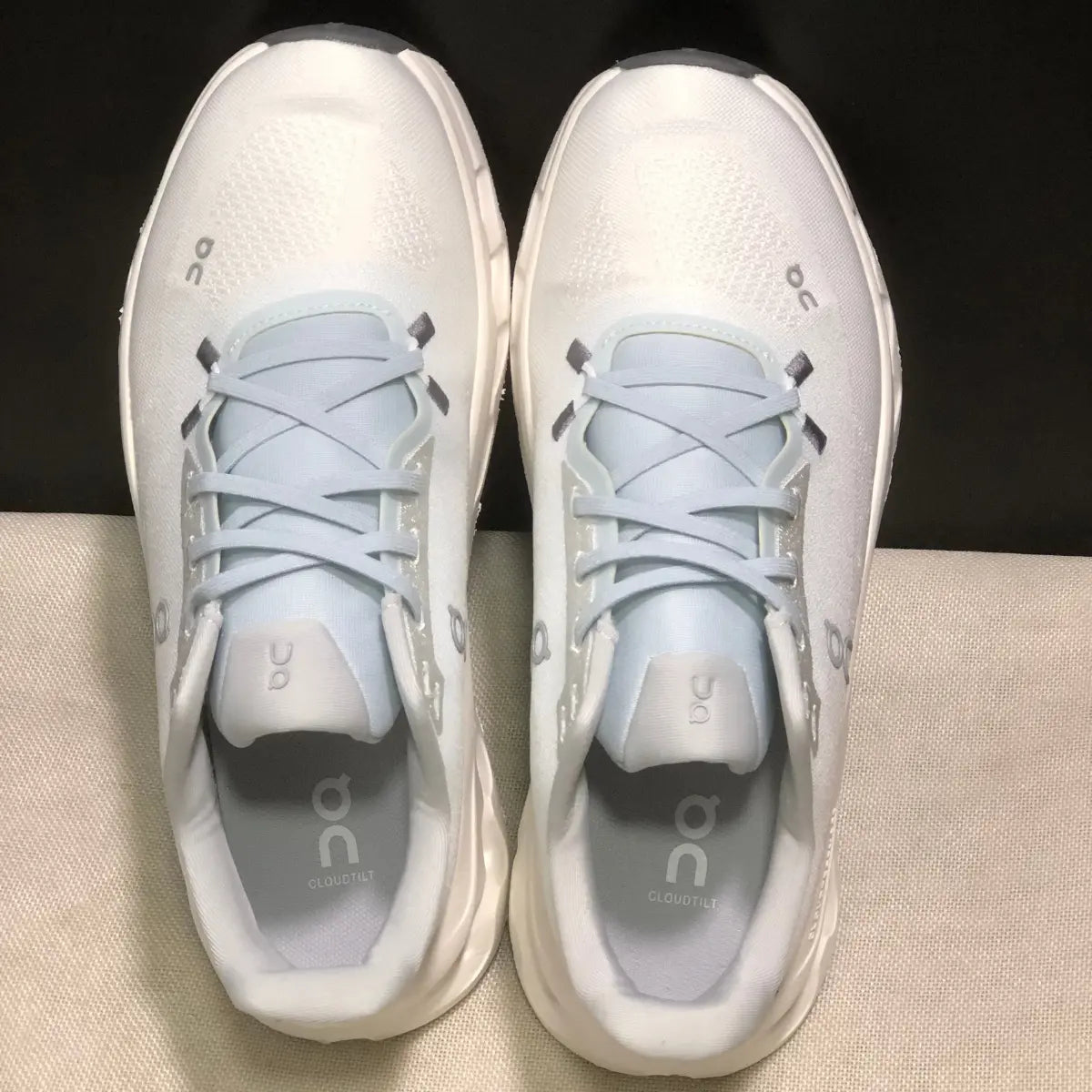 OC Sneakers