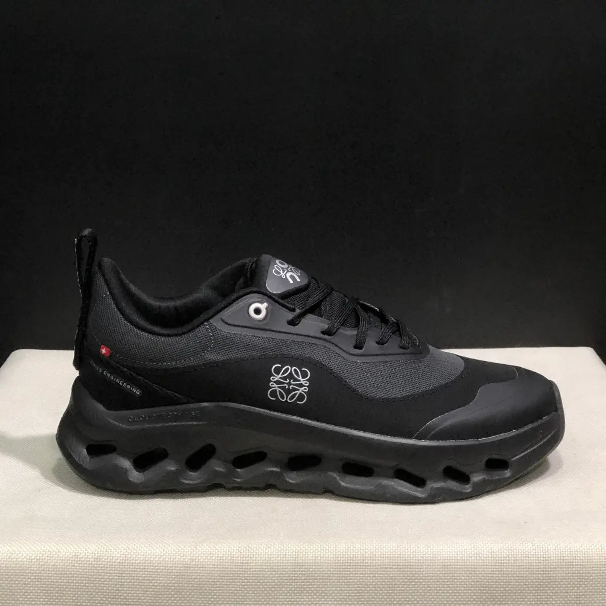 OC Sneakers
