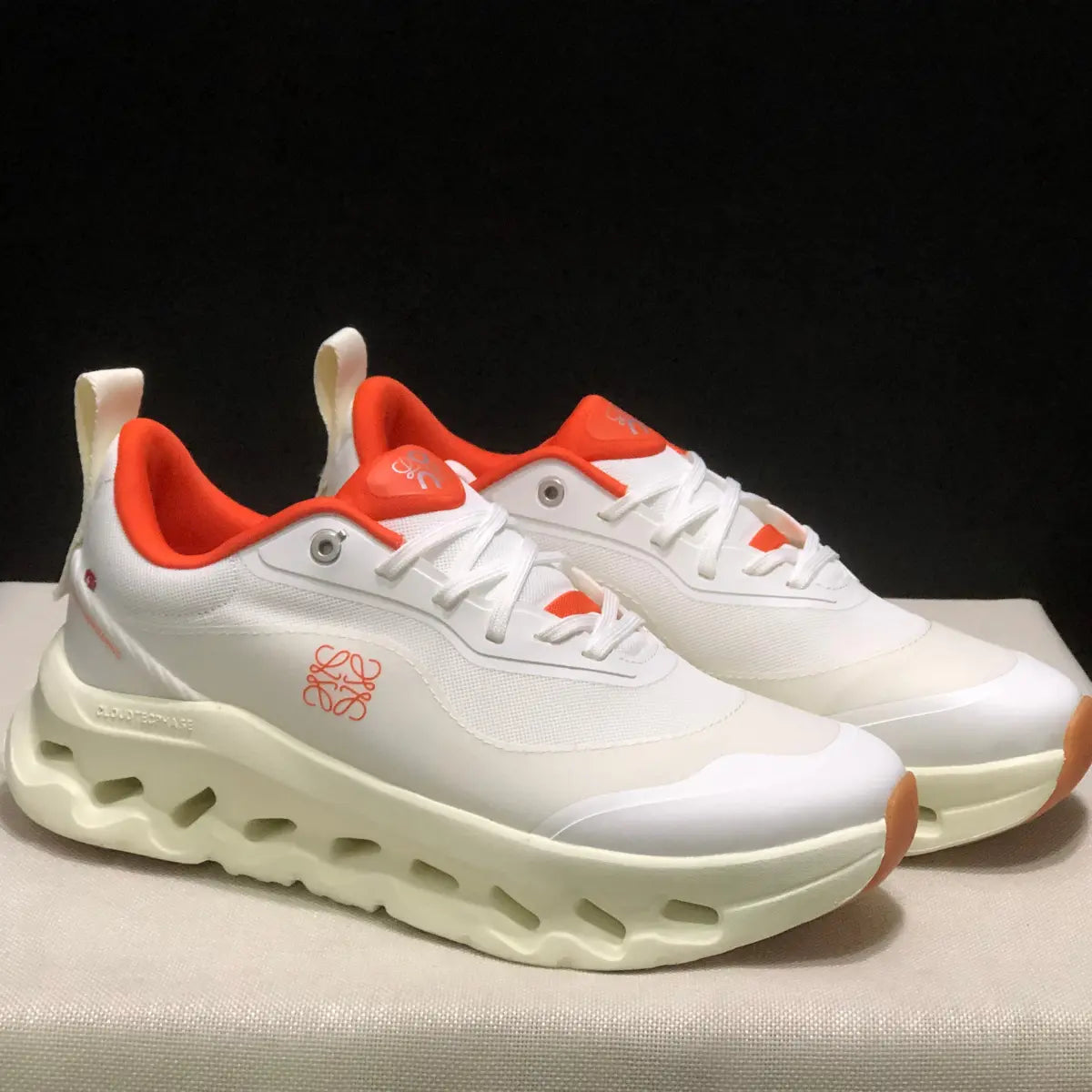 OC Sneakers