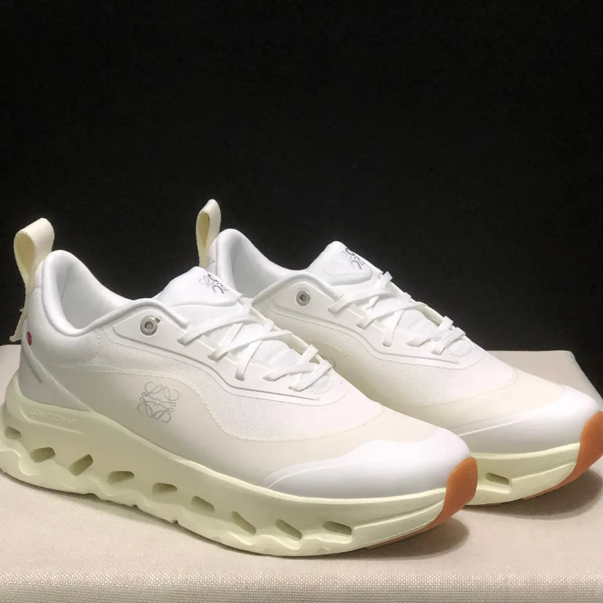 OC Sneakers