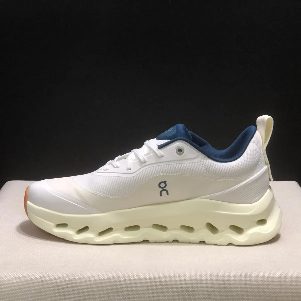 OC Sneakers