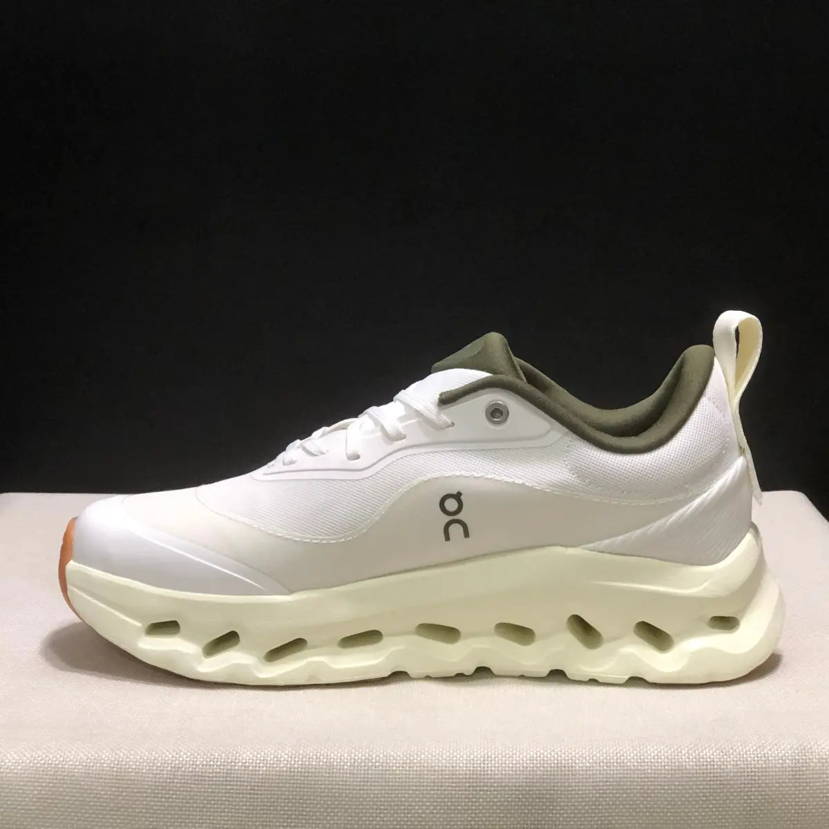 OC Sneakers