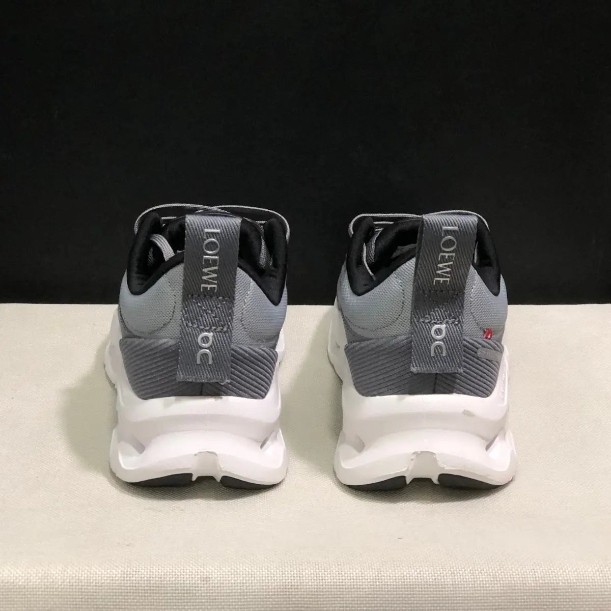 OC Sneakers