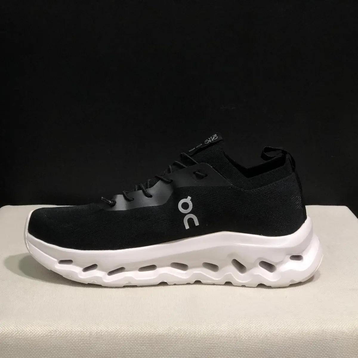 OC Sneakers