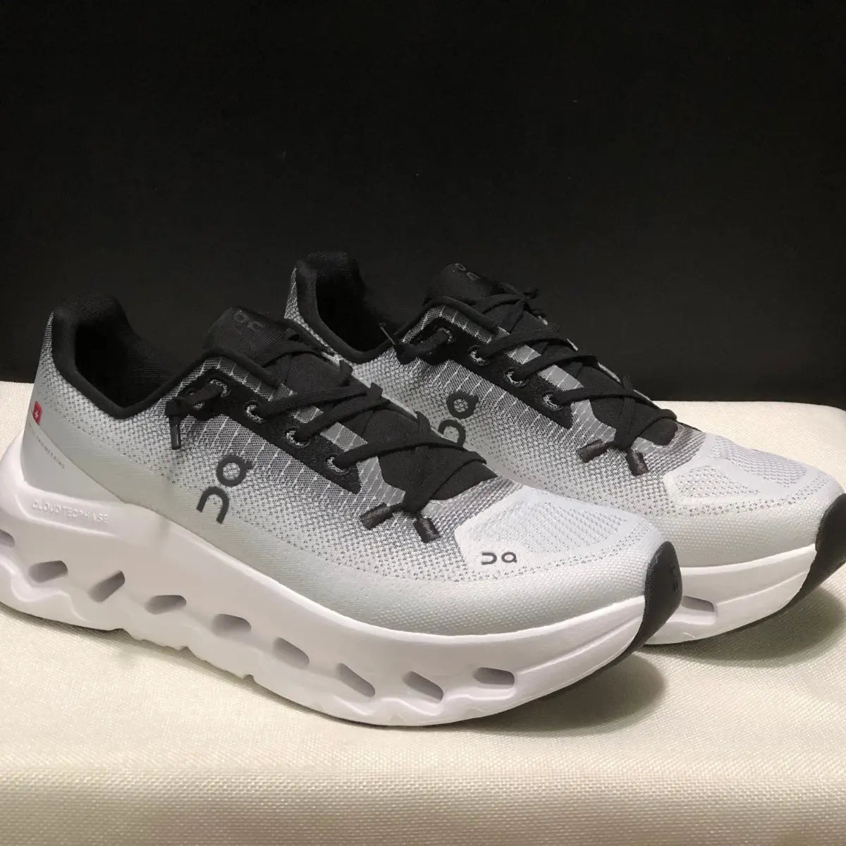 OC Sneakers