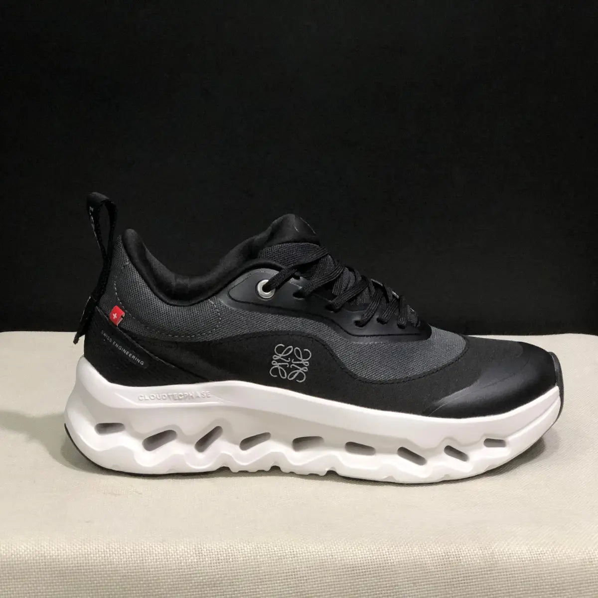 OC Sneakers